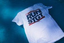 Lade das Bild in den Galerie-Viewer, We RUN STGT Shirt - Unisex - White / Lila / Iced Blue