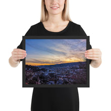 Lade das Bild in den Galerie-Viewer, Stuttgart Poster - Ausblick Süd to Mitte - gerahmt - kesselshop.tv