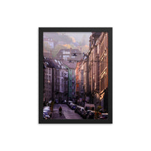 Lade das Bild in den Galerie-Viewer, Stuttgart Poster - Augustenstraße - gerahmt - kesselshop.tv