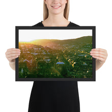 Lade das Bild in den Galerie-Viewer, Stuttgart Poster - Weinsteige View - gerahmt