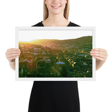 Lade das Bild in den Galerie-Viewer, Stuttgart Poster - Weinsteige View - gerahmt