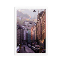 Lade das Bild in den Galerie-Viewer, Stuttgart Poster - Augustenstraße - gerahmt - kesselshop.tv