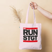 Lade das Bild in den Galerie-Viewer, WE RUN STGT - Bio-Fashion-Stoffbeutel