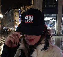 Lade das Bild in den Galerie-Viewer, We RUN STGT - Cord Cap Mütze