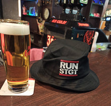 Lade das Bild in den Galerie-Viewer, We RUN STGT - Fischerhut